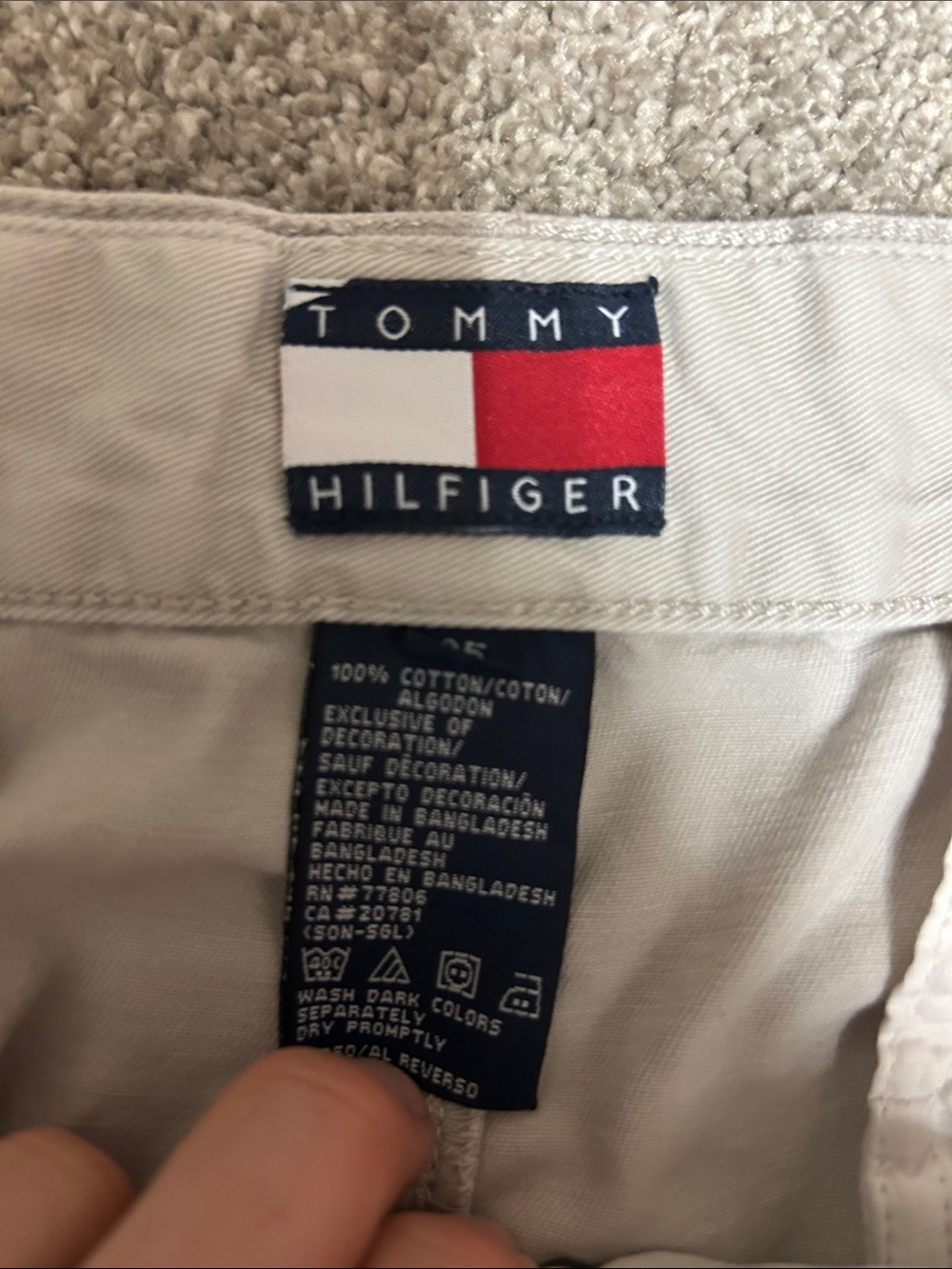 Vintage Tommy Hilfiger Baggy Cargo Shorts Y2K - Picture 2 of 5